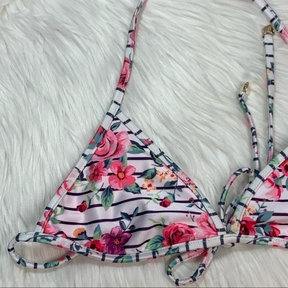 NWT Wildfox 90’s Floral Bikini Top - Picture 4 of 7